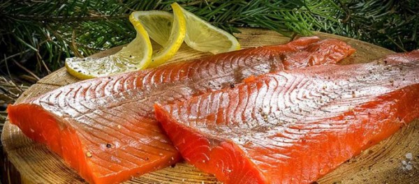 Как вкусно посолить красную рыбу