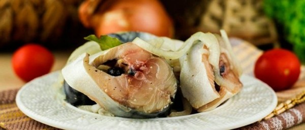 Как солить скумбрию в домашних условиях