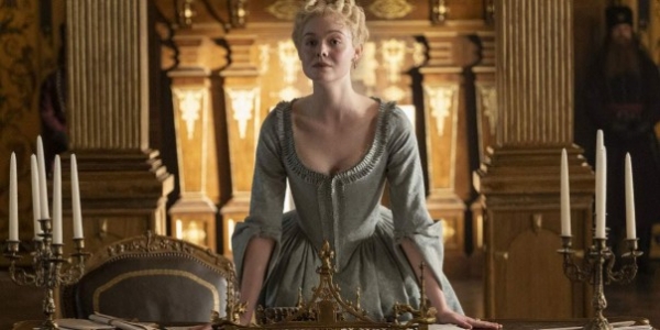 Медведи, негры и граф Орло: фарс и сюр в сериале «Великая»