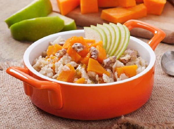 7 простых правил, почему нужно есть овсянку и как вкусно её приготовить