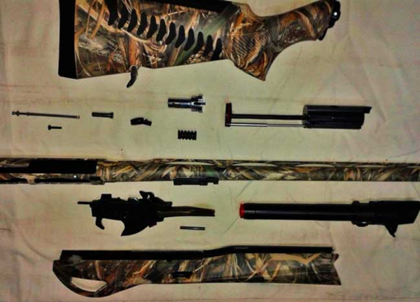 Итальянское ружье BENELLI VINCI 12/76