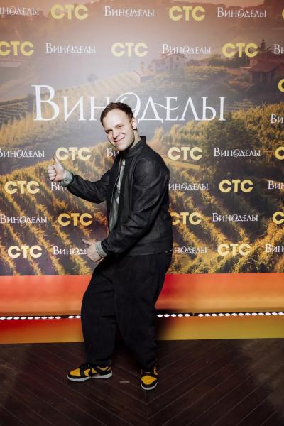 
                Елена Подкаминская, Роман Маякин и другие на вечеринке СТС в Иваново            