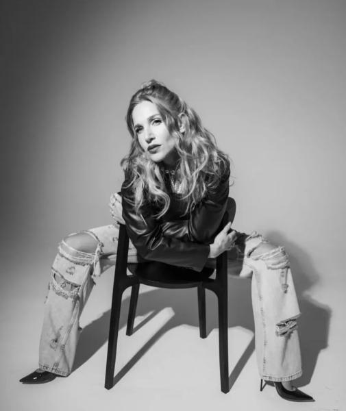 
                Юлия Ковальчук в свой день рождения: "Я благодарна за самого лучшего мужчину"            